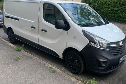 Opel Vivaro 176.535 km 7.800 &euro; Stuttgart 70372