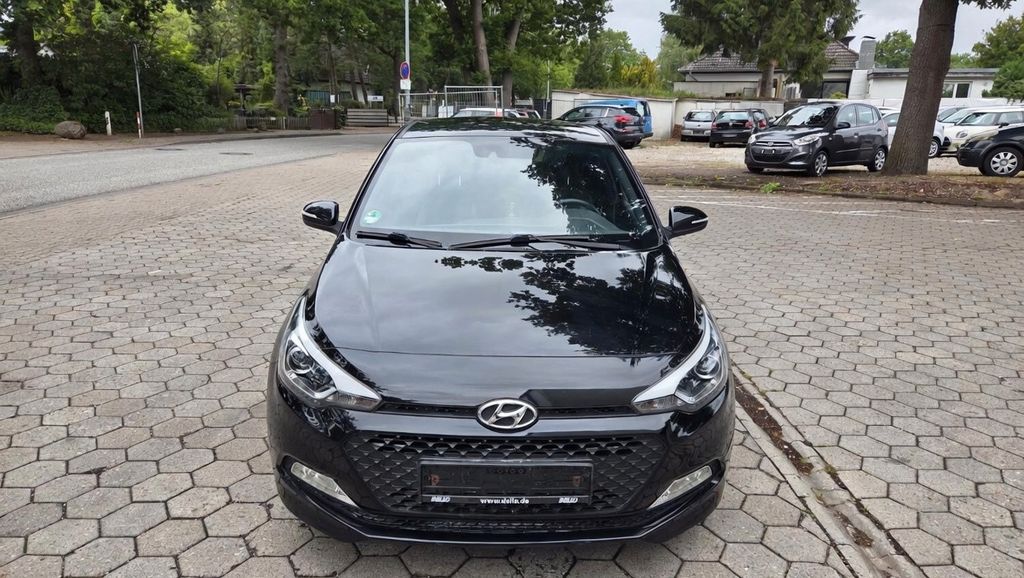 Hyundai i20 67.000 km 9.600 &euro; Norderstedt 22848