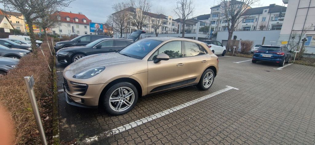 Porsche Macan 153.000 km 1.234 &euro; Lörrach 79540