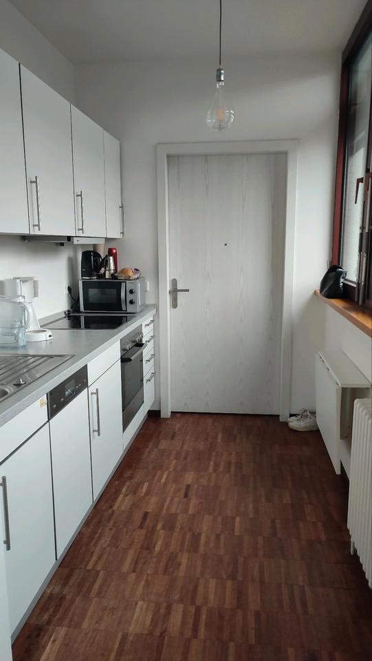 Teilmöblierte 1-Zimmer-Wohnung in Stuttgart-Mitte zu vermieten
