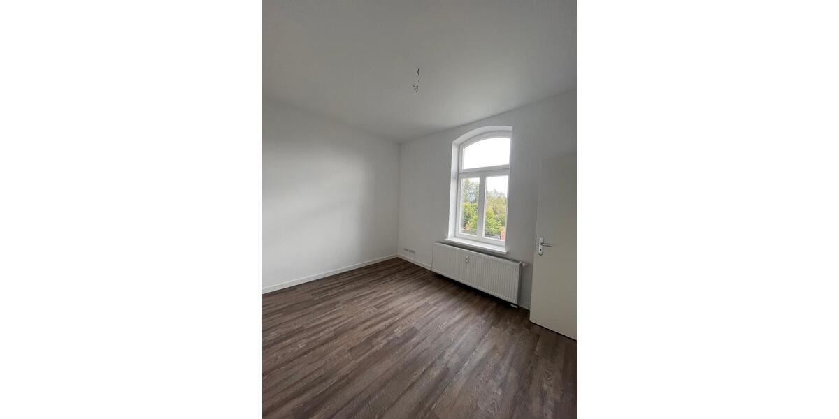 Etagenwohnung Tessin - 2 Zimmer, 73 m&sup2;, 660&euro; | Angebot:26125242