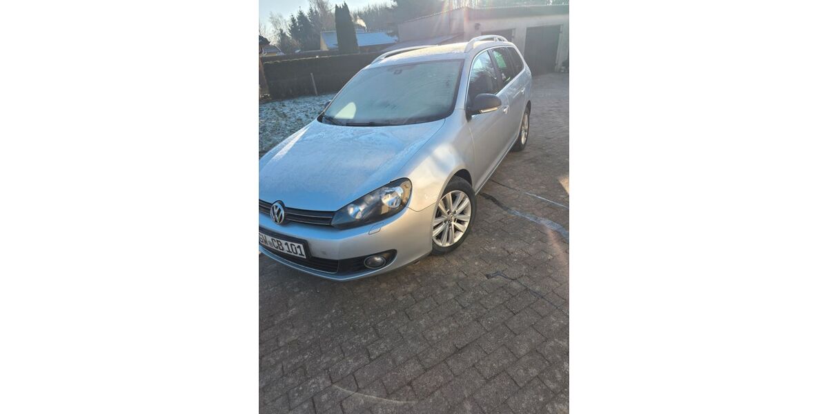 VW Golf 208.000 km 3.399 &euro; Jarmen 17126