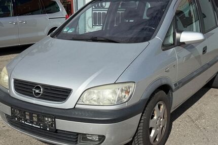 Opel Zafira 158.828 km 1.095 € München 81249