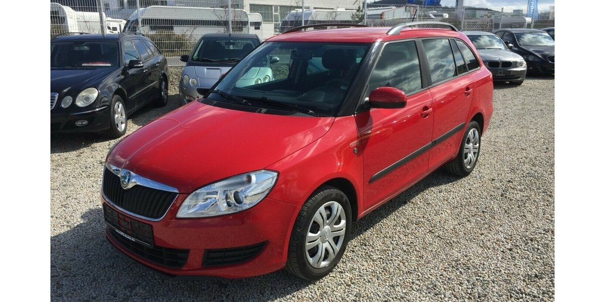 Skoda Fabia Family,Klimaaut.,AHK,Temp.,Tüv 01/28! 150.000 km 4.990 &euro; Himmelkron 95502
