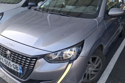 Peugeot 208 150.472 km 9.286 &euro; Lich 35423