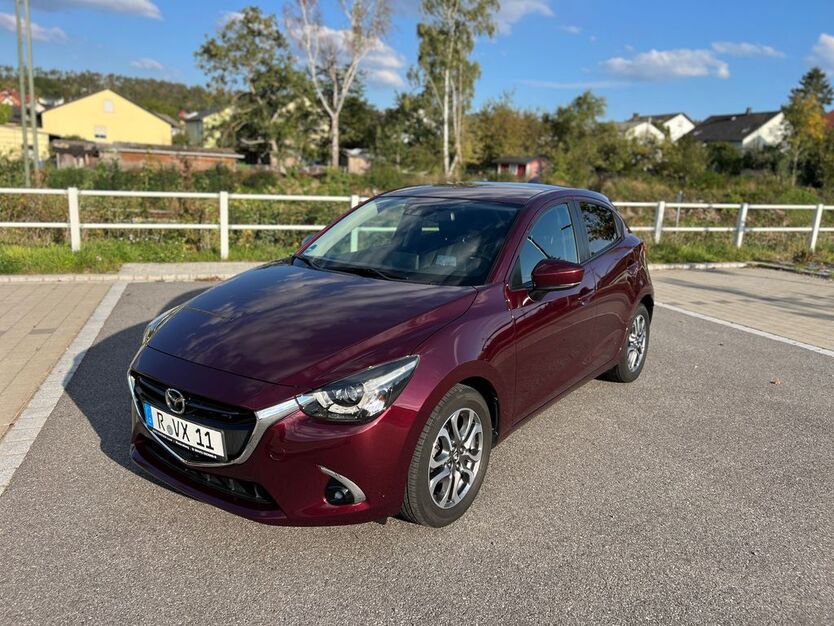 Mazda 2 43.600 km 12.000 € Regenstauf 93128