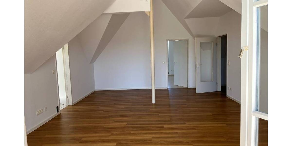 Etagenwohnung Lüneburg Altstadt - 2 Zimmer, 74 m&sup2;, 850&euro; | Angebot:26570569