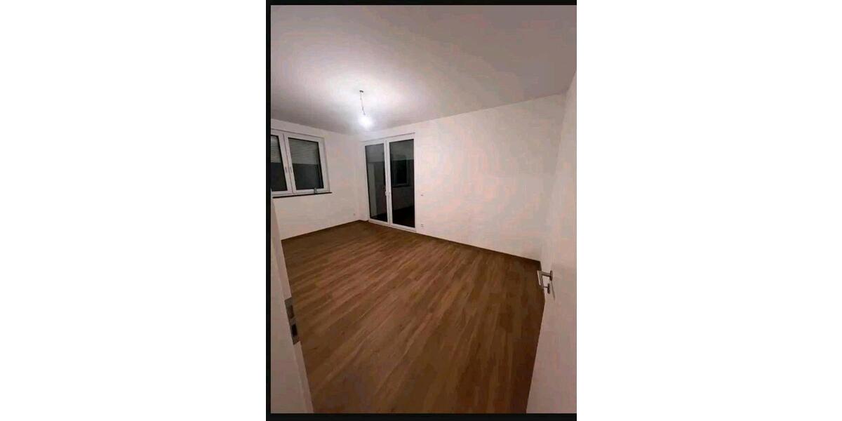 Etagenwohnung Malsch - 4 Zimmer, 98 m&sup2;, 1.400&euro; | Angebot:26407600