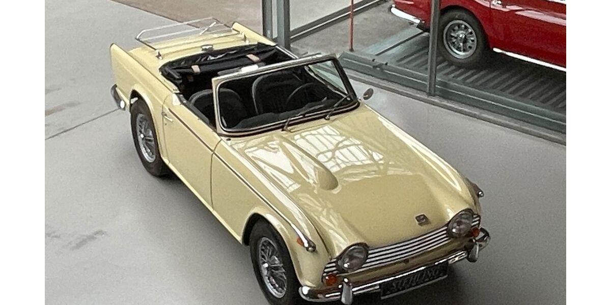 Triumph TR5 3.310 km 59.800 &euro; Berlin 10553