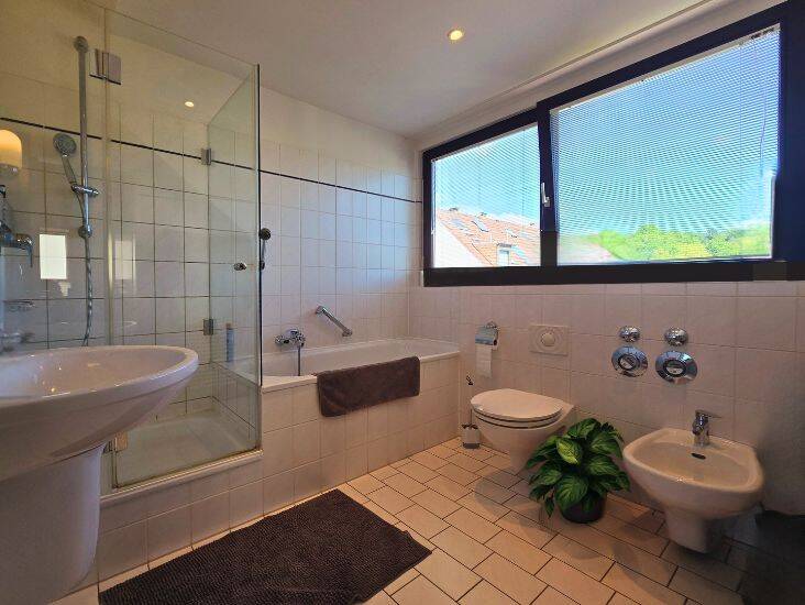 +++ Wellness mit Weitblick - Über den Dächern von Erkrath +++ 4 zimmer