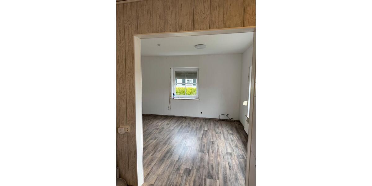 Erdgeschoßwohnung Soltau - 3 Zimmer, 100 m&sup2;, 1.000&euro; | Angebot:26671622