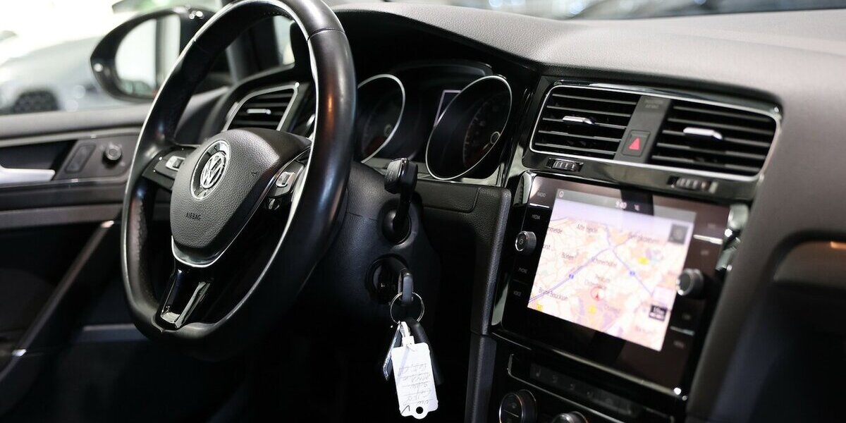 VW Golf VII 1.5 TSI BMT JOIN SPORT / STANDHEIZUNG 117.000 km 14.997 &euro; Hamm 59077