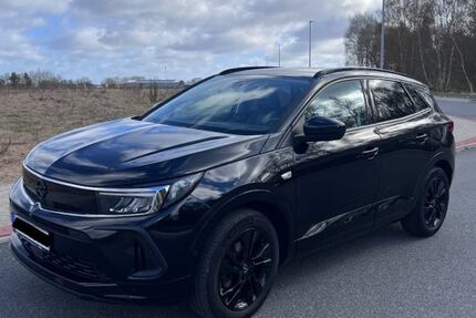 Opel Grandland (X) 74.000 km 16.300 &euro; Selmsdorf 23923