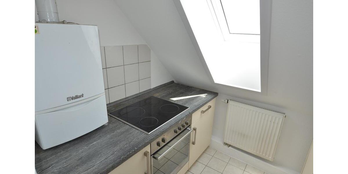 Dachgeschoßwohnung Germersheim - 2 Zimmer, 25 m&sup2;, 370&euro; | Angebot:26665546