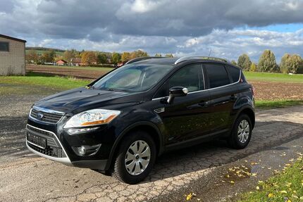 Ford Kuga 93.668 km 9.900 € Bovenden 37120