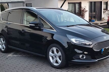 Ford S-Max 69.200 km 18.200 € Nümbrecht 51588