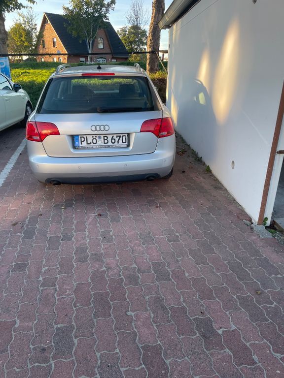Audi A4 334.000 km 2.600 € Schellhorn 24211
