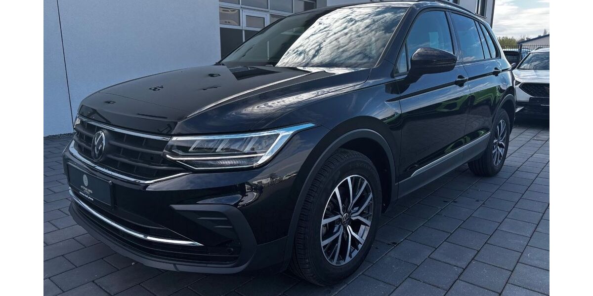 VW Tiguan 27.000 km 28.990 &euro; Ilsede 31246