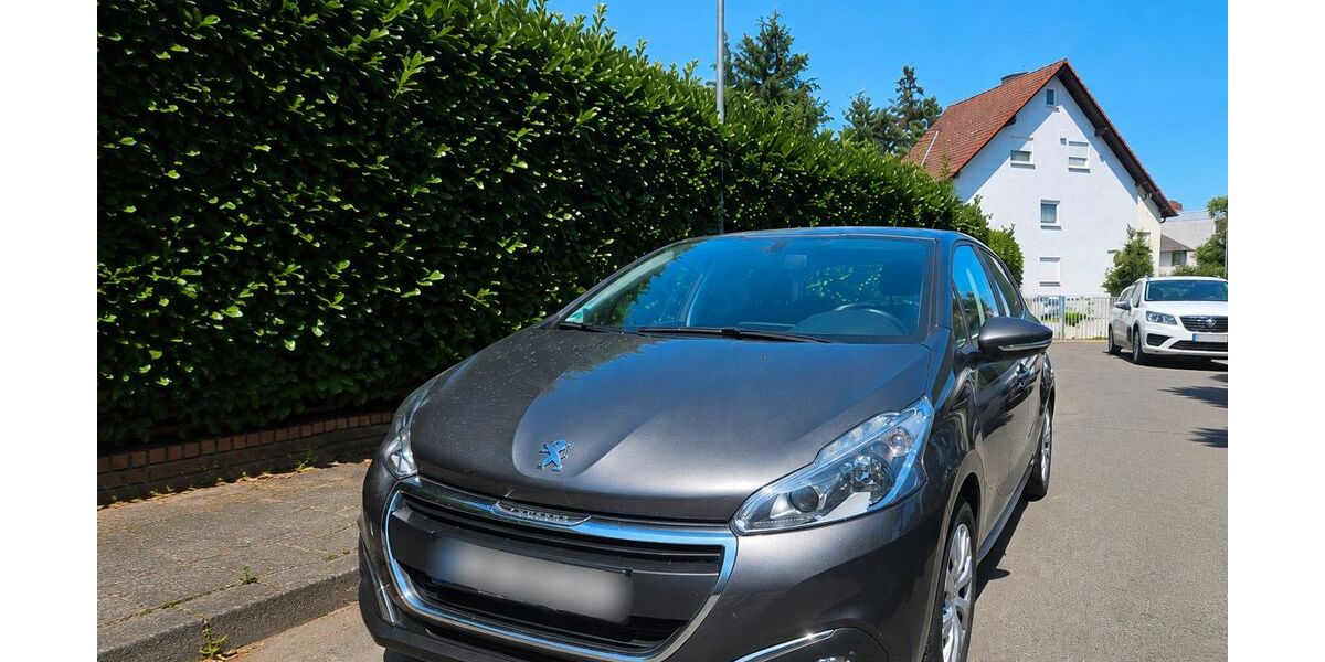 Peugeot 208 27.000 km 10.990 &euro; Maintal 63477