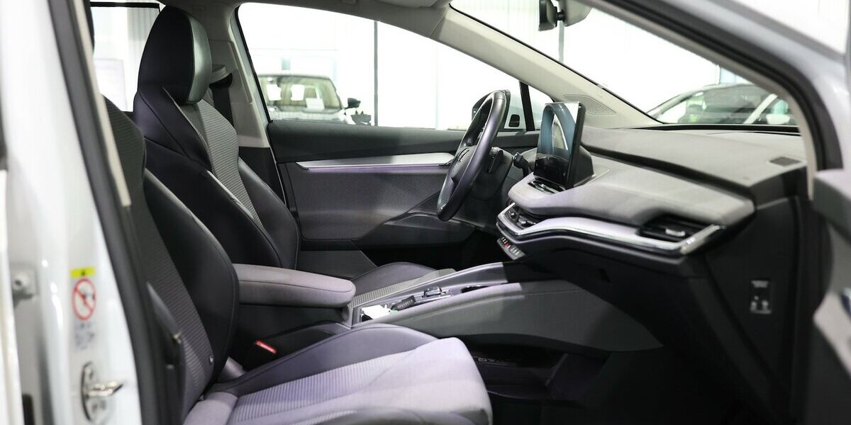 Skoda Enyaq IV 80 LOFT / LEDER, MATRIX-LED, WÄRMEPUMPE 99.000 km 29.444 &euro; Hamm 59077