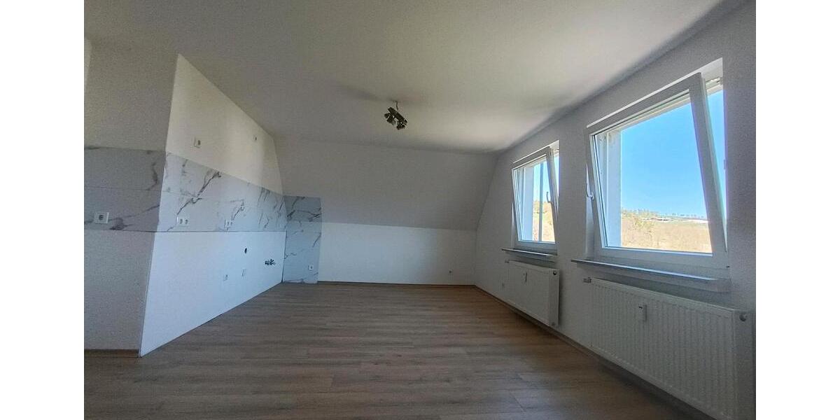 Dachgeschoßwohnung Lennestadt - 1 Zimmer, 45 m&sup2;, 420&euro; | Angebot:26335301