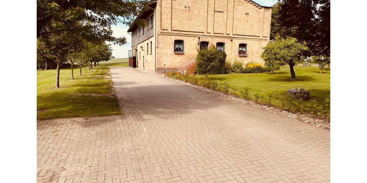 Etagenwohnung Teterow - 1 Zimmer, 30 m&sup2;, 400&euro; | Angebot:25254404