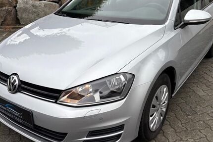 VW Golf 92.000 km 10.900 € Olpe 57462