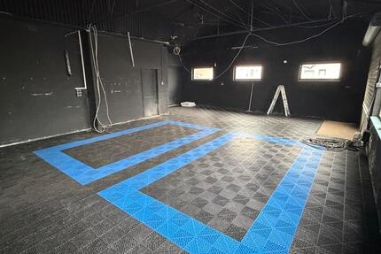 Halle für Automobilbranche, Werkstatt, Aufbereitung etc. zimmer