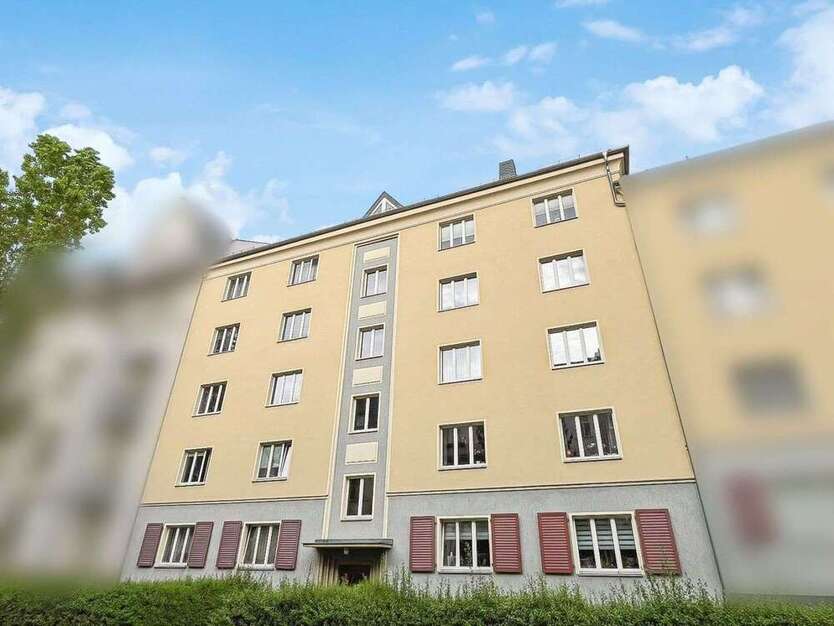 Wohnung zum Kaufen in Chemnitz 72.000 € 49.73 m²