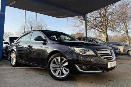 Opel Insignia 107.690 km 10.980 &euro; Hamburg 22043