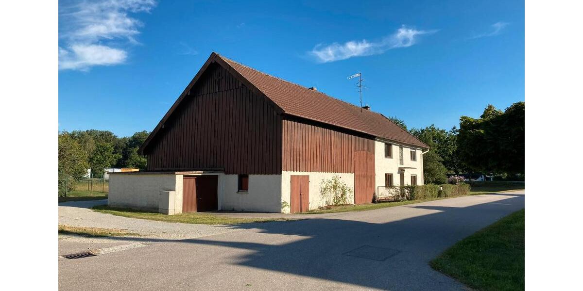 Etagenwohnung Pfarrkirchen - 7 Zimmer, 180 m&sup2;, 1.500&euro; | Angebot:26368933