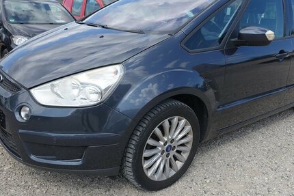 Ford S-Max Trend PDC AHK abnehmb. Sitzh. Alu 17´´ 214.200 km 2.950 &euro; Neumarkt/OPf 92318
