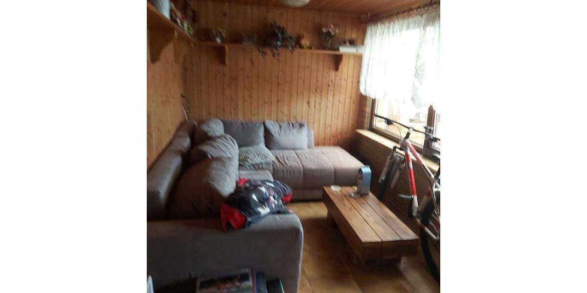Schöner und massiver Wochenendbungalow in super Lage - Bungalow Pößneck | Angebot:25783545