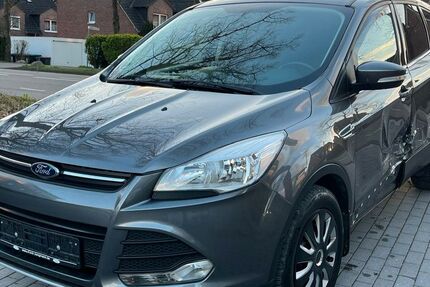 Ford Kuga 90.988 km 4.990 &euro; Paderborn 33100