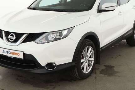 Nissan Qashqai 106.113 km 9.780 &euro; Stuttgart 70195