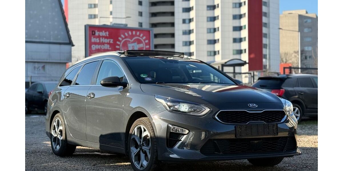 Kia ceed Sportswagon 123.000 km 15.500 &euro; Berlin 12353