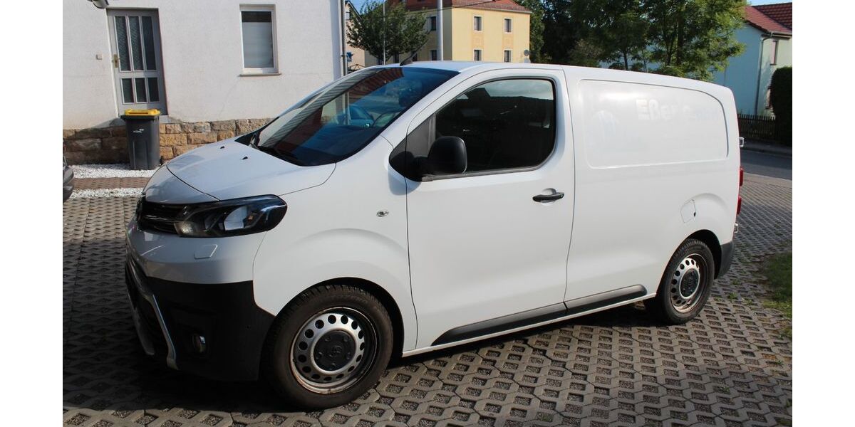 Toyota Proace City 79.950 km 11.999 &euro; Dresden 01139