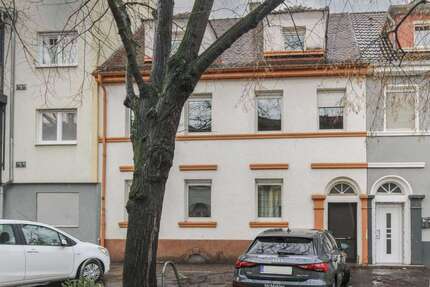 Haus zum Kaufen in Frankenthal 399.000 € 153.03 m² 6 zimmer