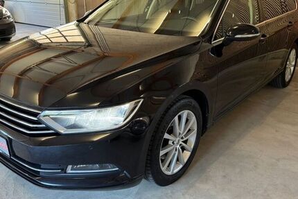 VW Passat Variant