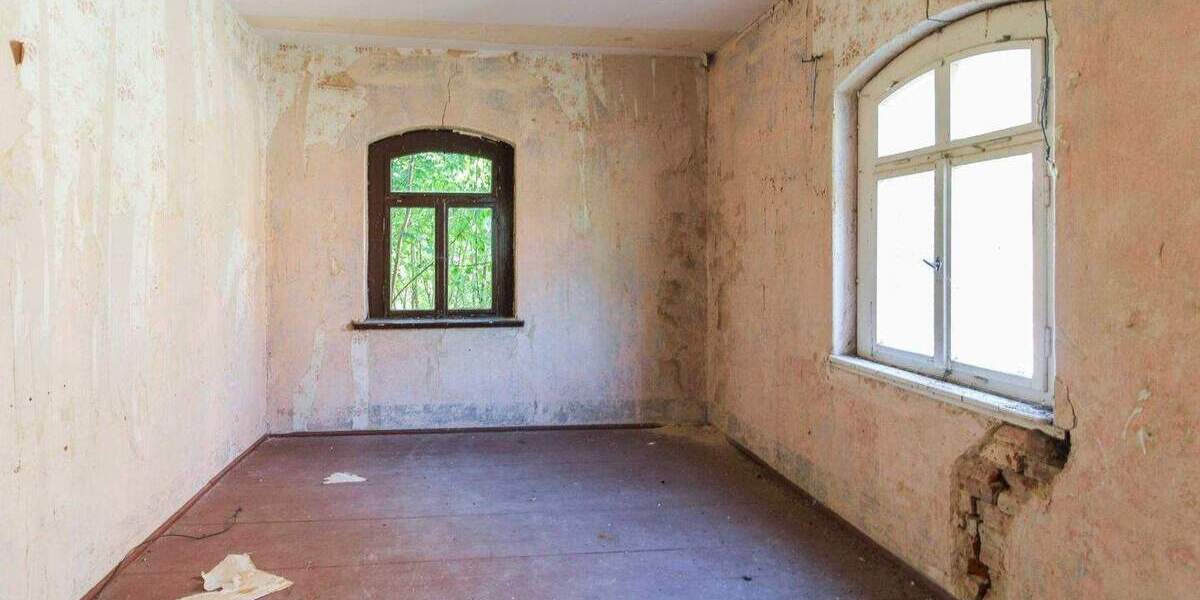 Mehrfamilienhaus, Wohnhaus Klipphausen Gauernitz - 8 Zimmer, 159.000&euro; | Angebot:24778203