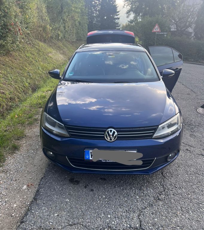 VW Jetta 158.500 km 8.990 € Pfullingen 72793