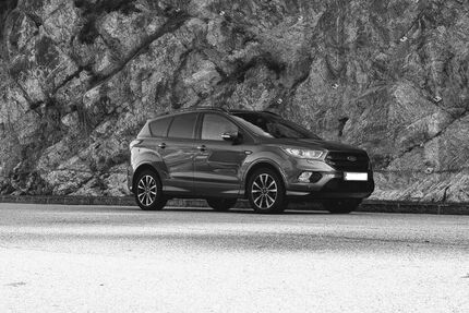 Ford Kuga 50.832 km 19.490 &euro; Penzberg 82377