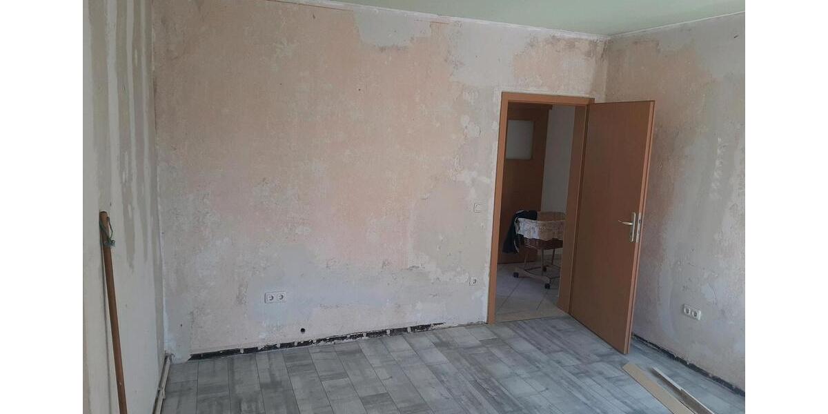 Etagenwohnung Südliches Anhalt - 3 Zimmer, 67 m&sup2;, 82.000&euro; | Angebot:26986950
