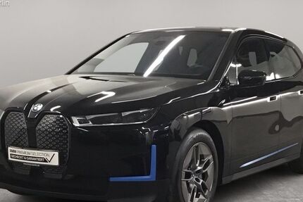 BMW iX 35.526 km 44.900 € Berlin 12683