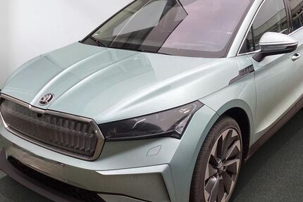 Skoda Enyaq 26.900 km 42.890 € Lübeck 23560