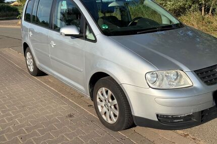 VW Touran 294.000 km 1.950 &euro; Vechta 49377