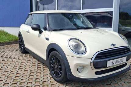 Mini One 43.513 km 11.490 &euro; Kirchberg 08107