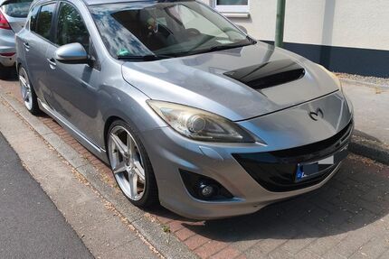 Mazda 3 117.800 km 11.500 &euro; Neuss 41468