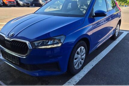Skoda Fabia 25.551 km 10.999 &euro; Chemnitz - Mittelbach 09224