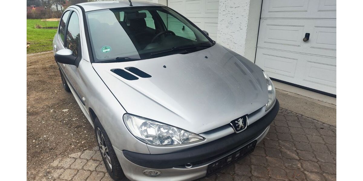 Peugeot 206 115.000 km 1.200 &euro; Glonn 85625